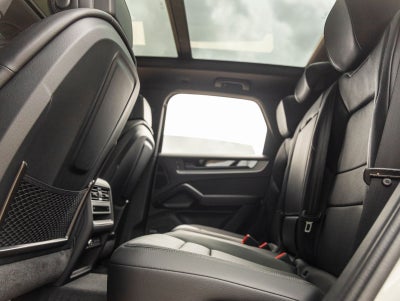 2026 Porsche Cayenne AWD