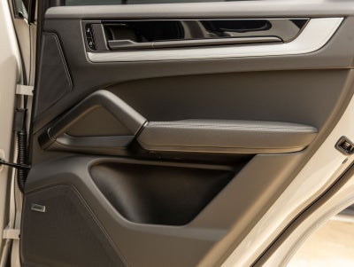 2026 Porsche Cayenne AWD
