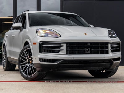 2026 Porsche Cayenne AWD