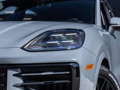 2026 Porsche Cayenne AWD