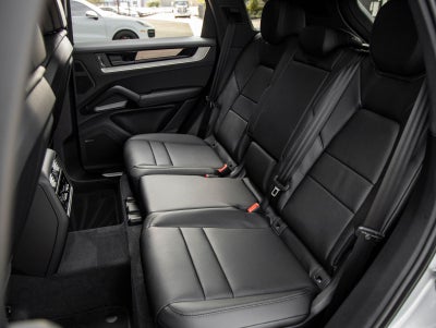 2026 Porsche Cayenne AWD