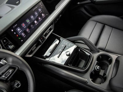 2026 Porsche Cayenne AWD