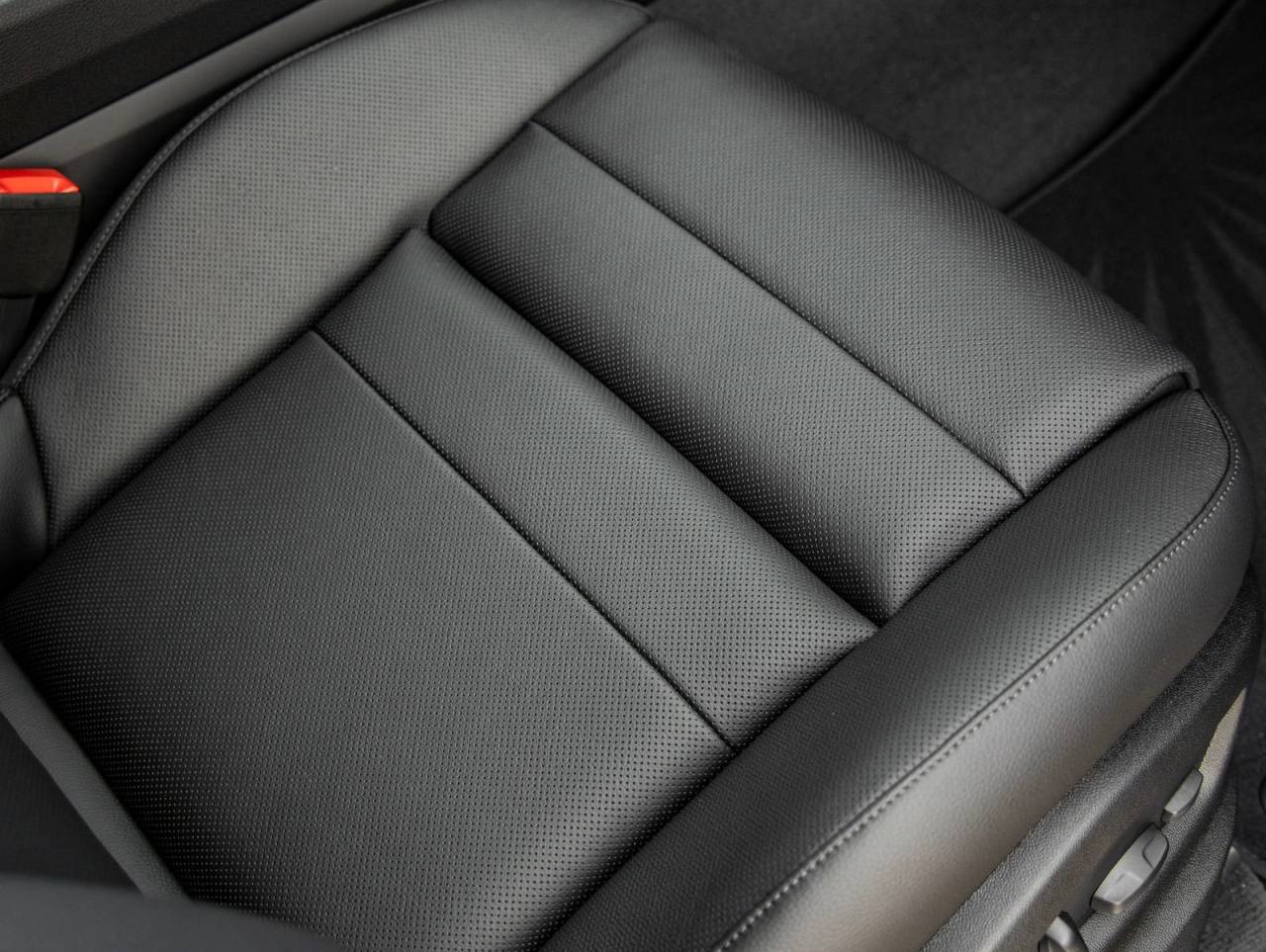 2026 Porsche Cayenne AWD