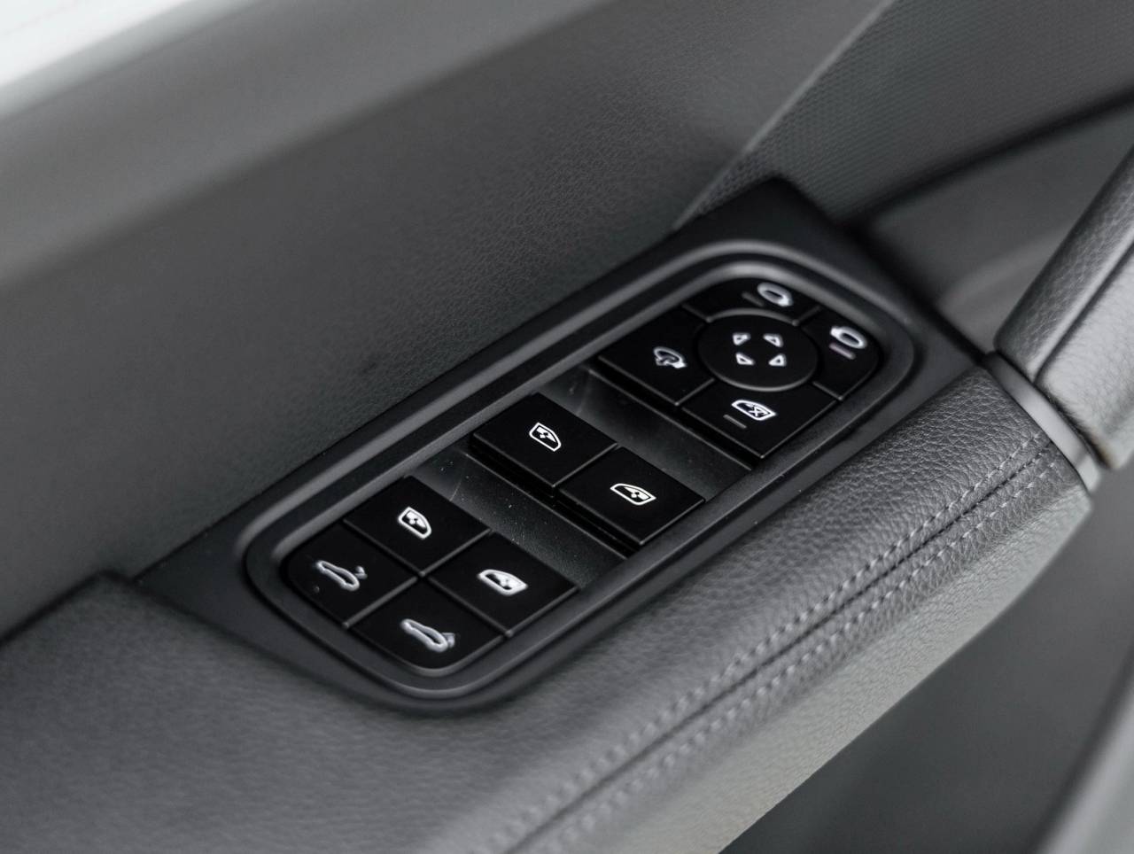 2025 Porsche Cayenne Cayenne