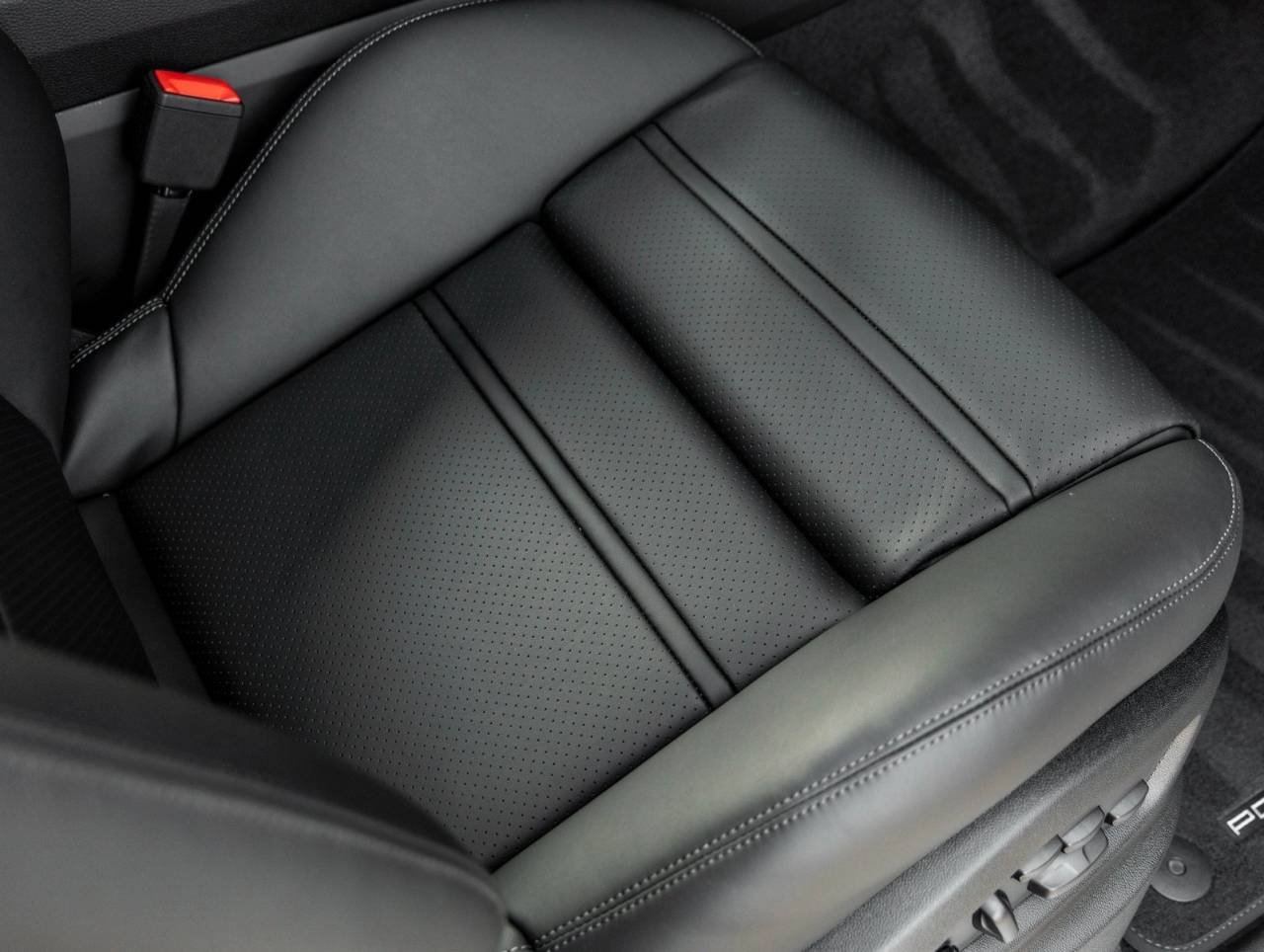 2025 Porsche Cayenne Cayenne