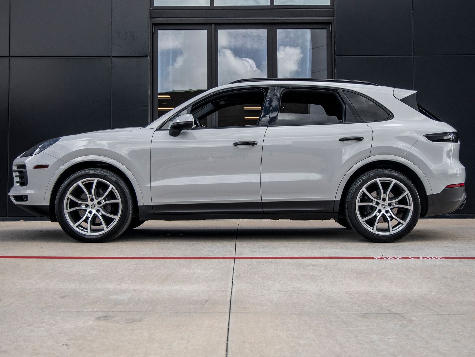 2020 Porsche Cayenne Base
