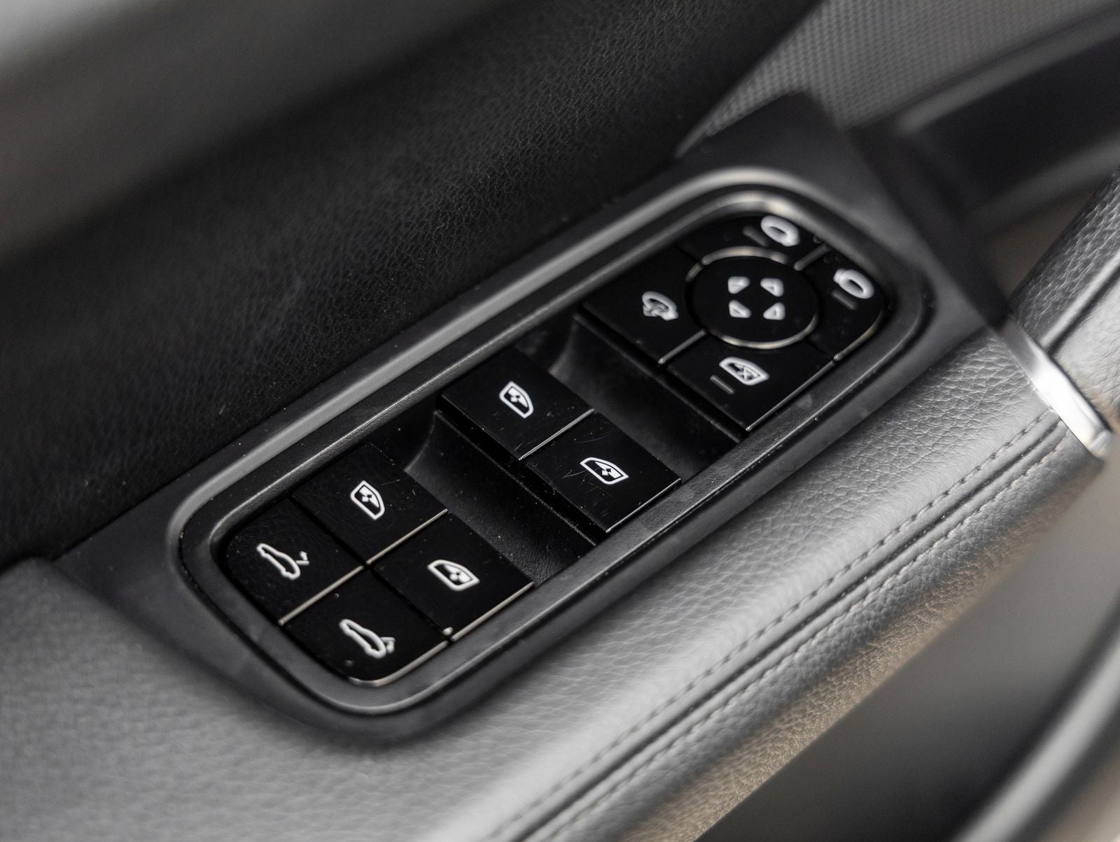 2020 Porsche Cayenne Base