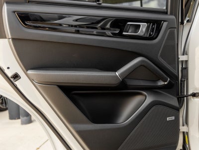 2020 Porsche Cayenne Base