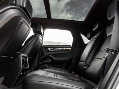 2020 Porsche Cayenne Base