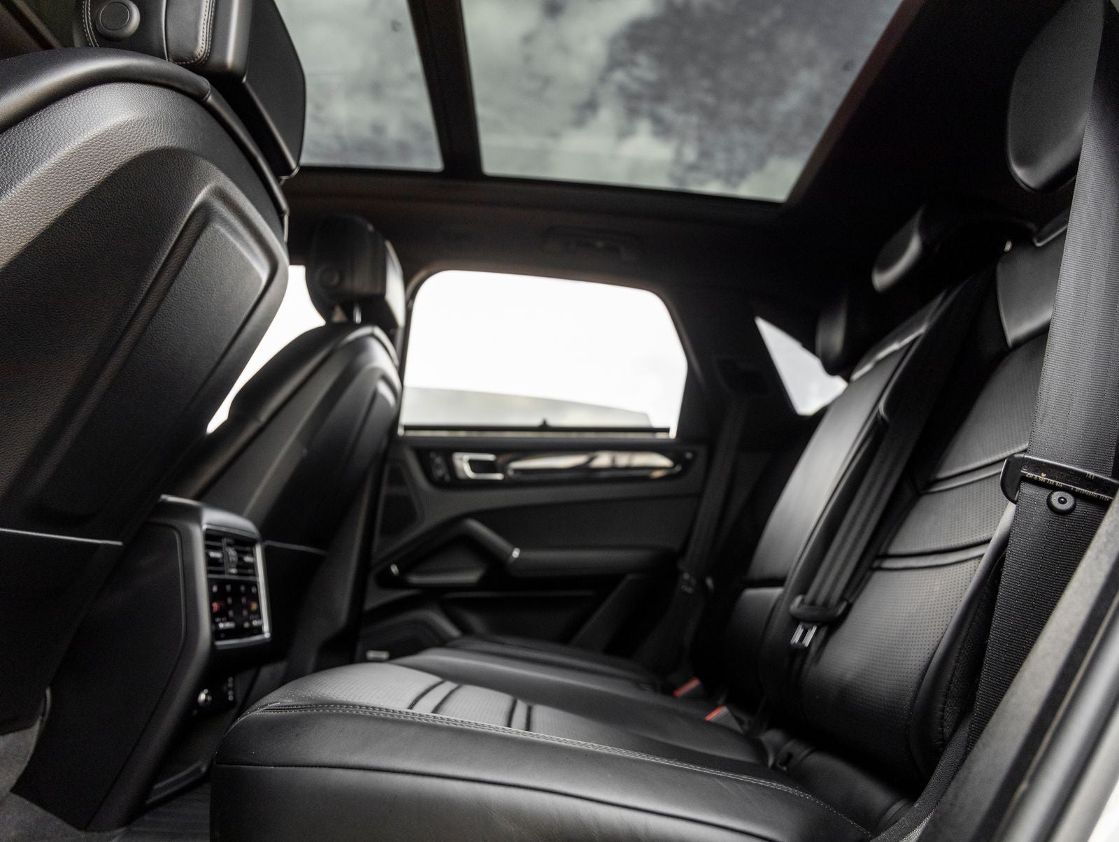 2020 Porsche Cayenne Base