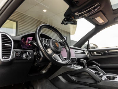 2020 Porsche Cayenne Base