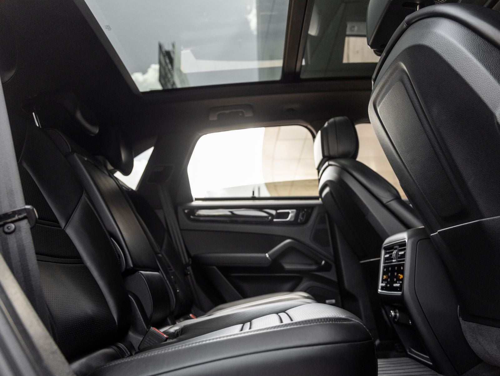 2020 Porsche Cayenne Base