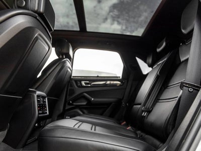 2020 Porsche Cayenne Cayenne