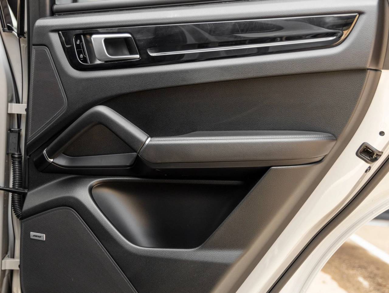 2020 Porsche Cayenne Cayenne