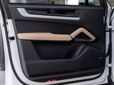 2026 Porsche Cayenne AWD