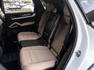 2026 Porsche Cayenne AWD