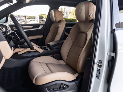 2026 Porsche Cayenne AWD