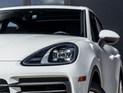 2023 Porsche Cayenne Base