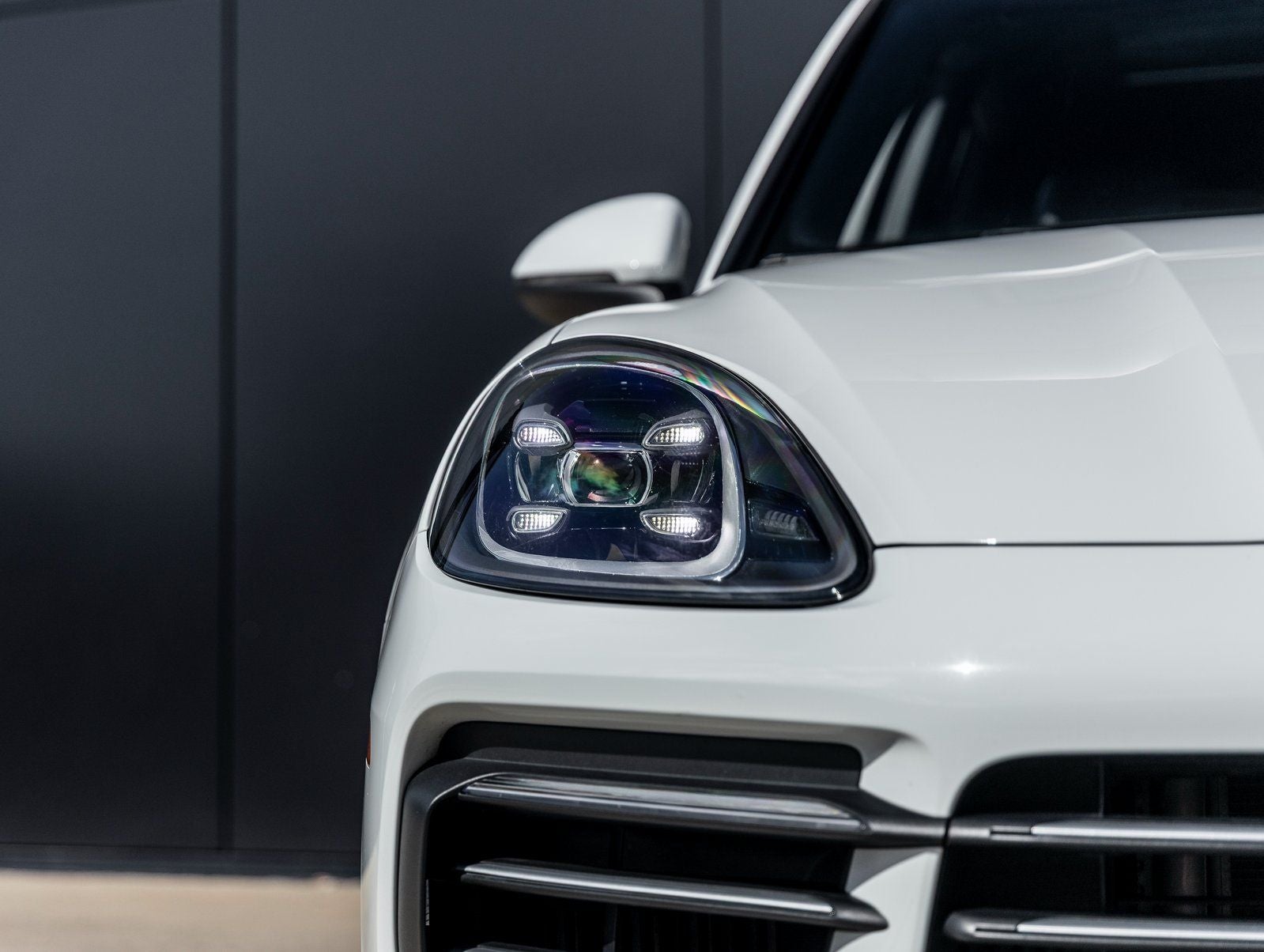 2023 Porsche Cayenne Base