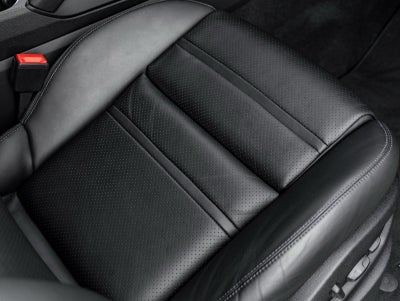 2023 Porsche Cayenne Base