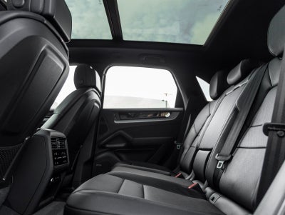 2026 Porsche Cayenne AWD