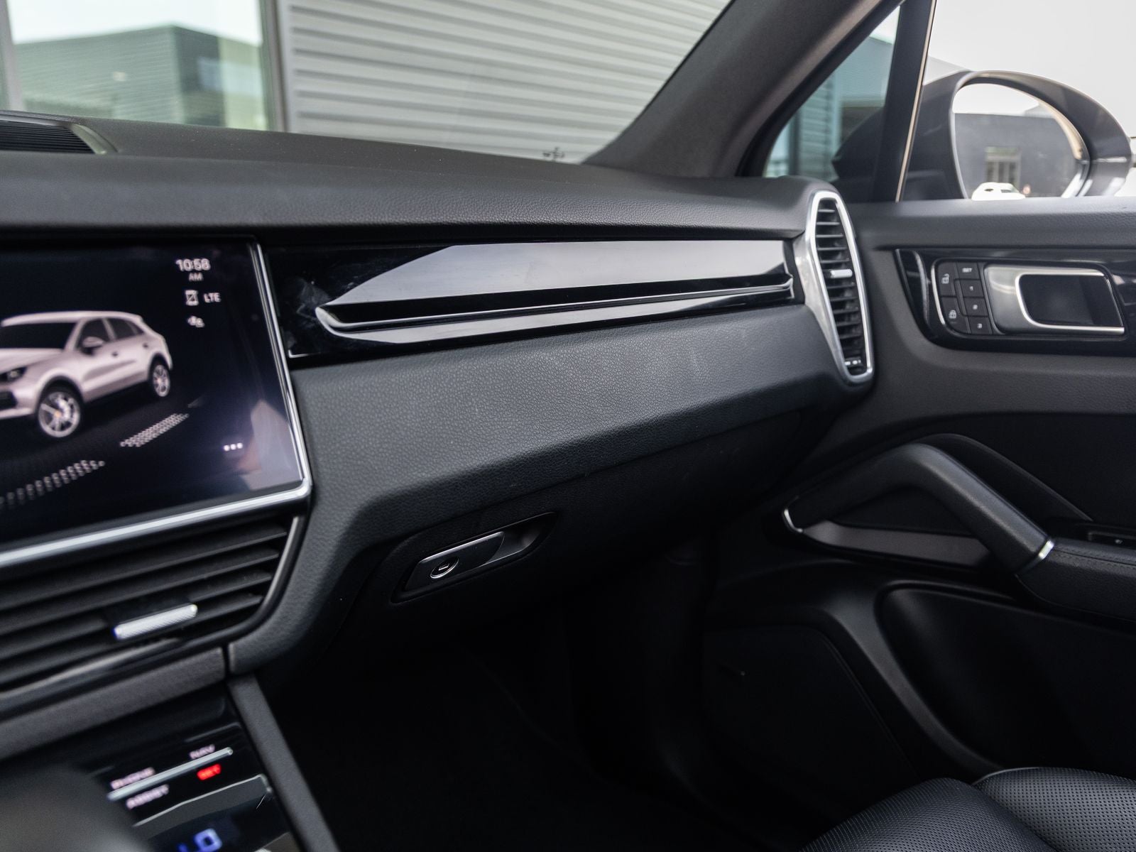 2022 Porsche Cayenne AWD