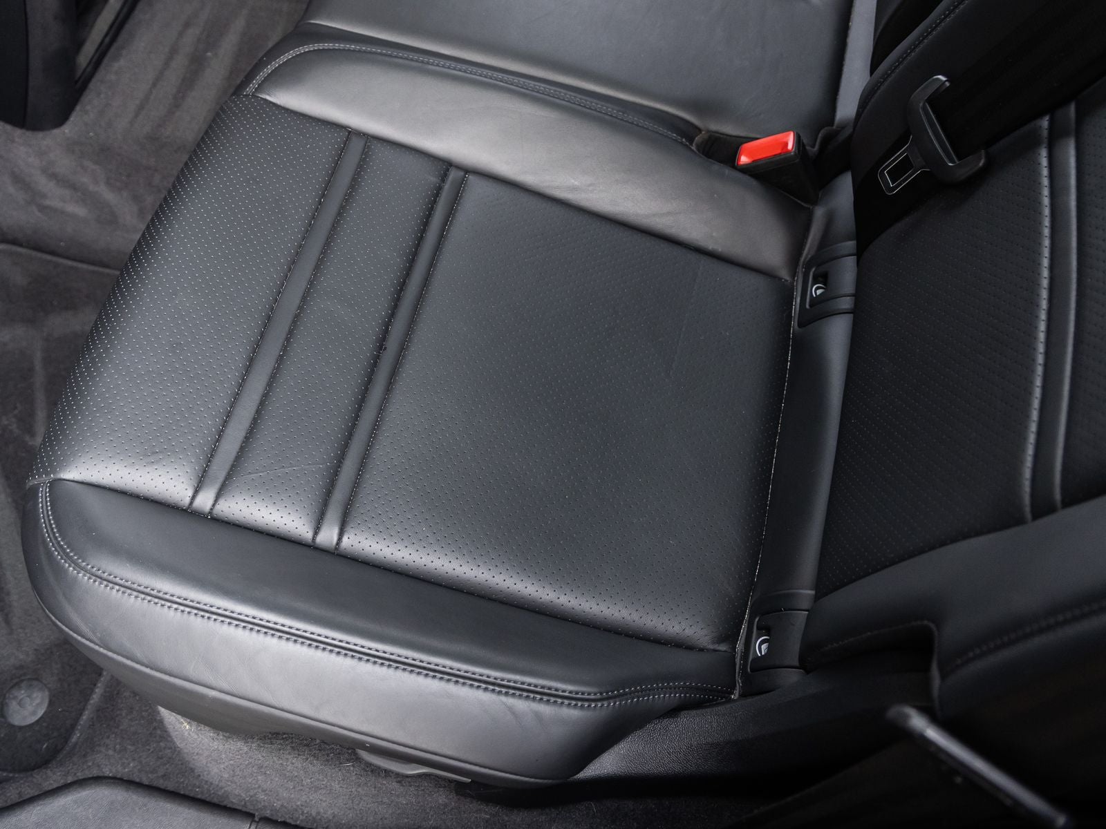 2022 Porsche Cayenne AWD