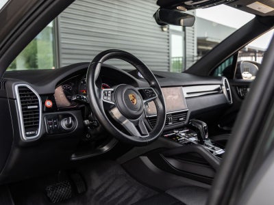 2022 Porsche Cayenne AWD