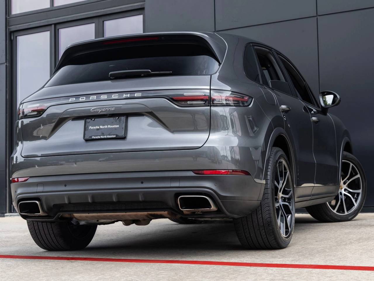 2022 Porsche Cayenne AWD