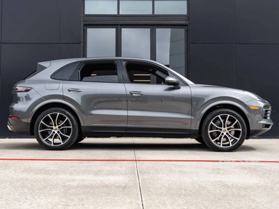 2022 Porsche Cayenne AWD
