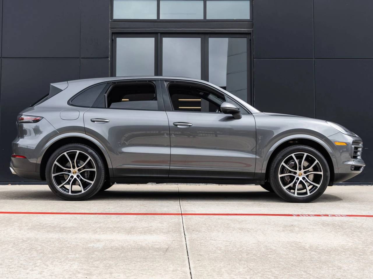 2022 Porsche Cayenne AWD