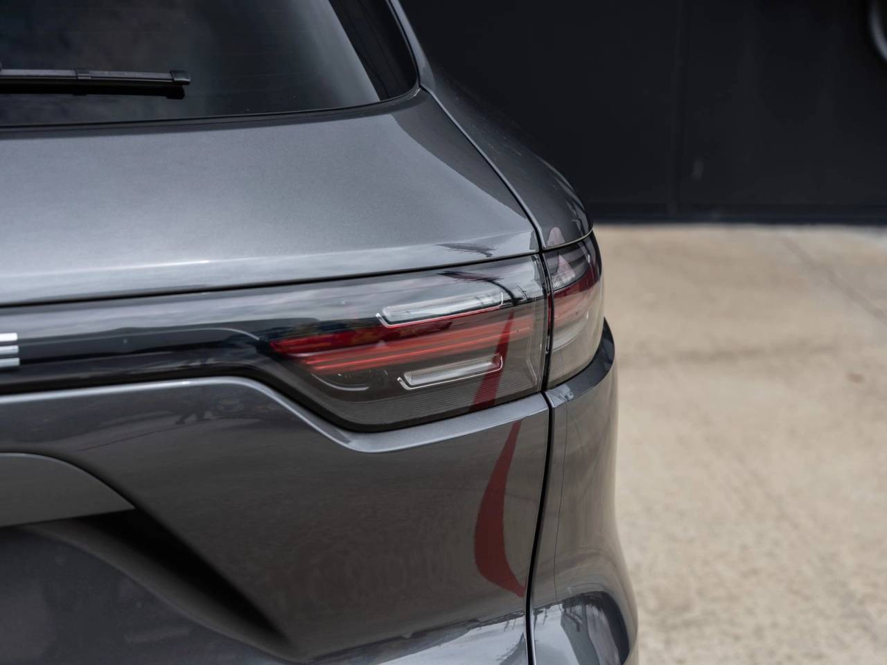 2022 Porsche Cayenne AWD