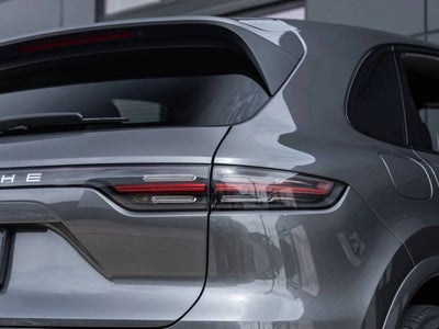 2022 Porsche Cayenne AWD