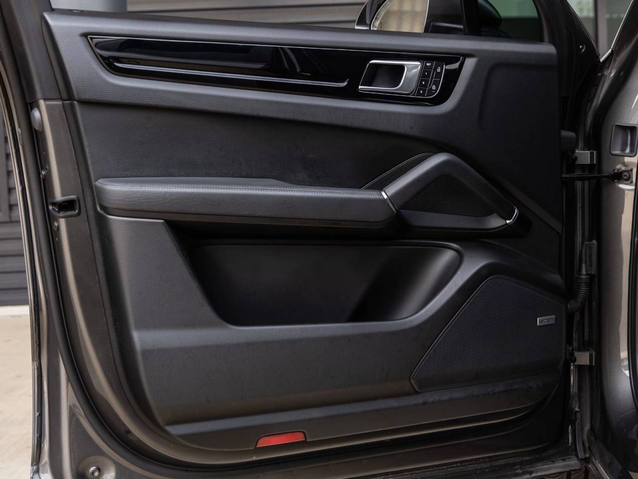 2022 Porsche Cayenne AWD
