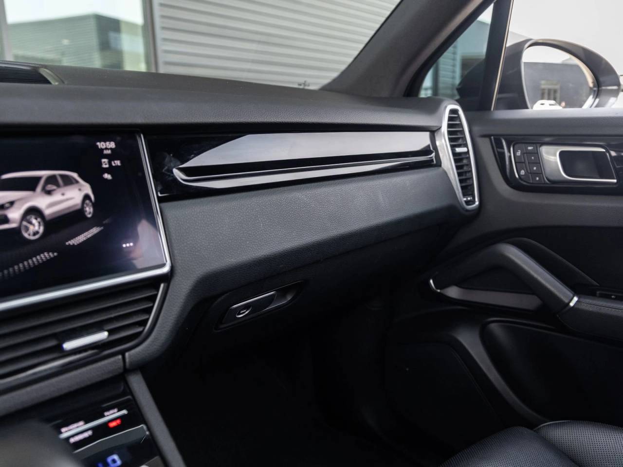 2022 Porsche Cayenne AWD