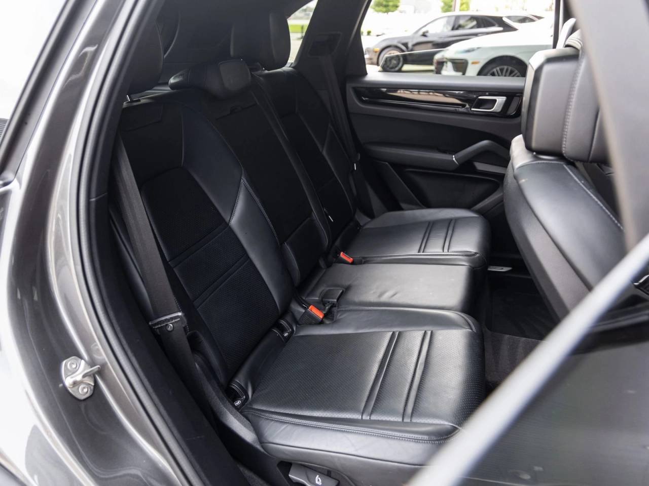 2022 Porsche Cayenne AWD