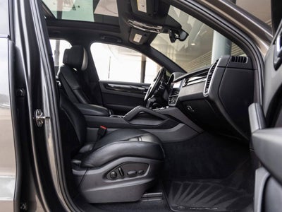 2022 Porsche Cayenne AWD