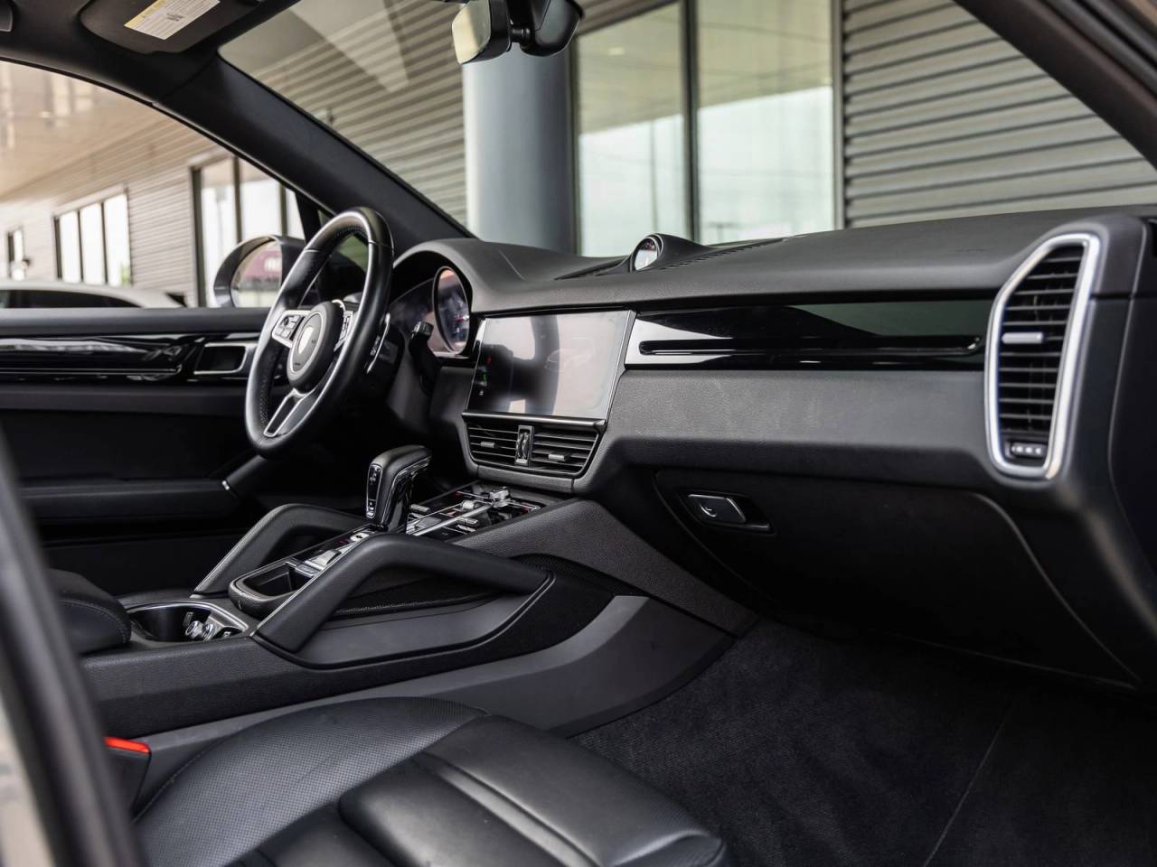 2022 Porsche Cayenne AWD