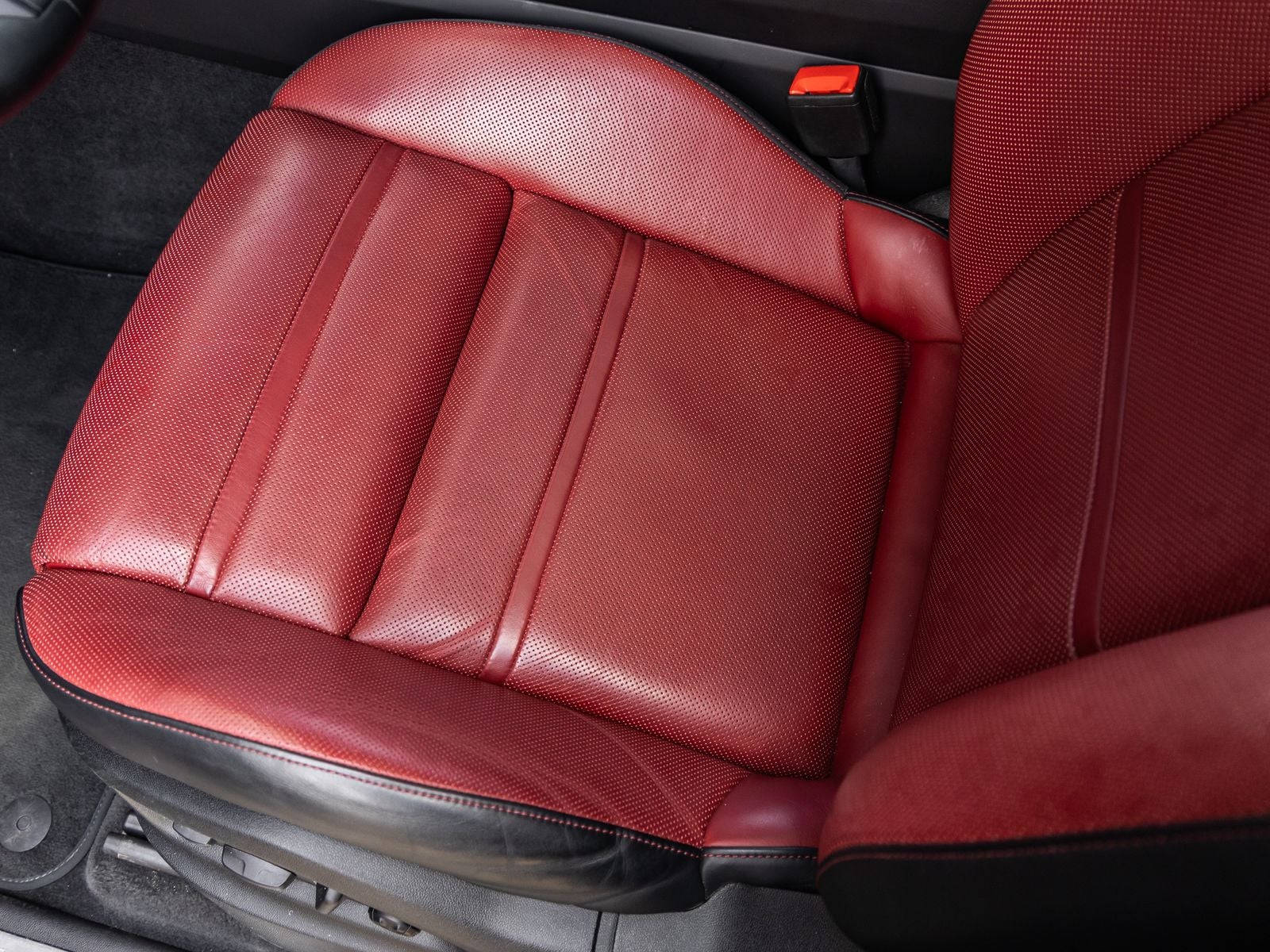 2024 Porsche Cayenne AWD