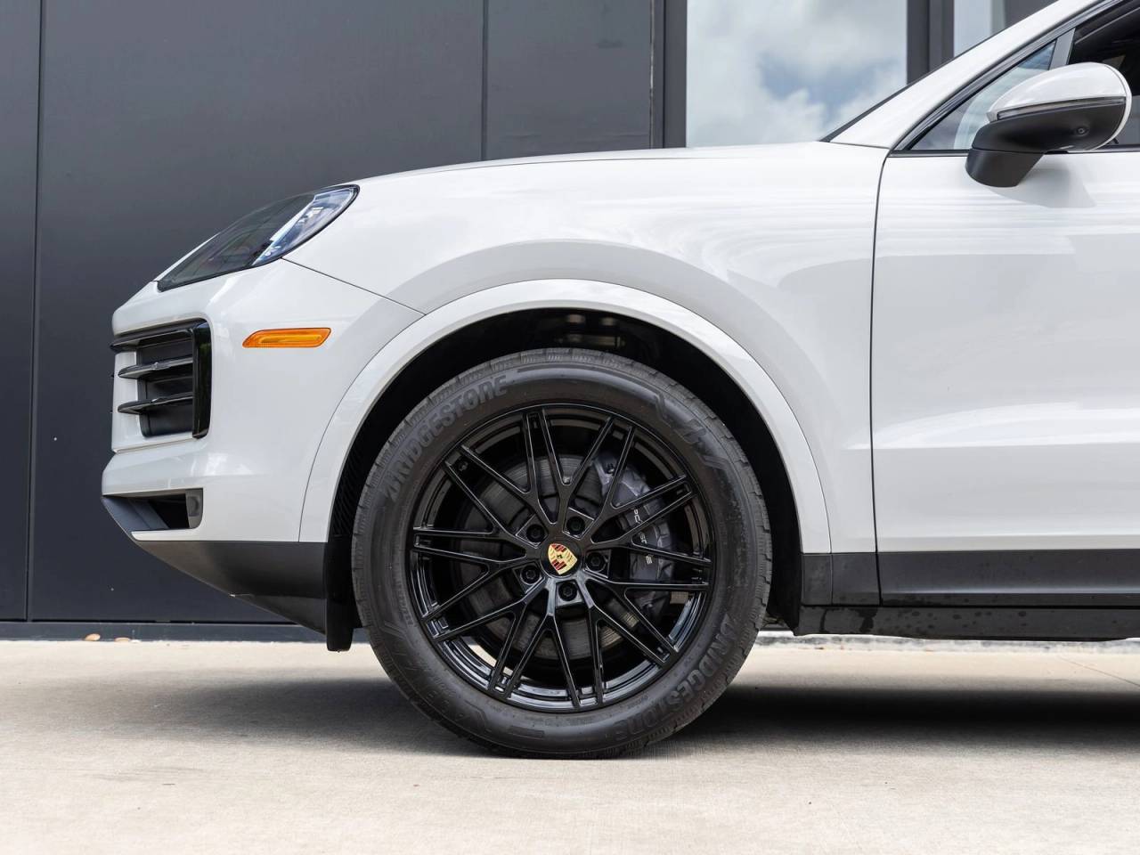 2024 Porsche Cayenne AWD