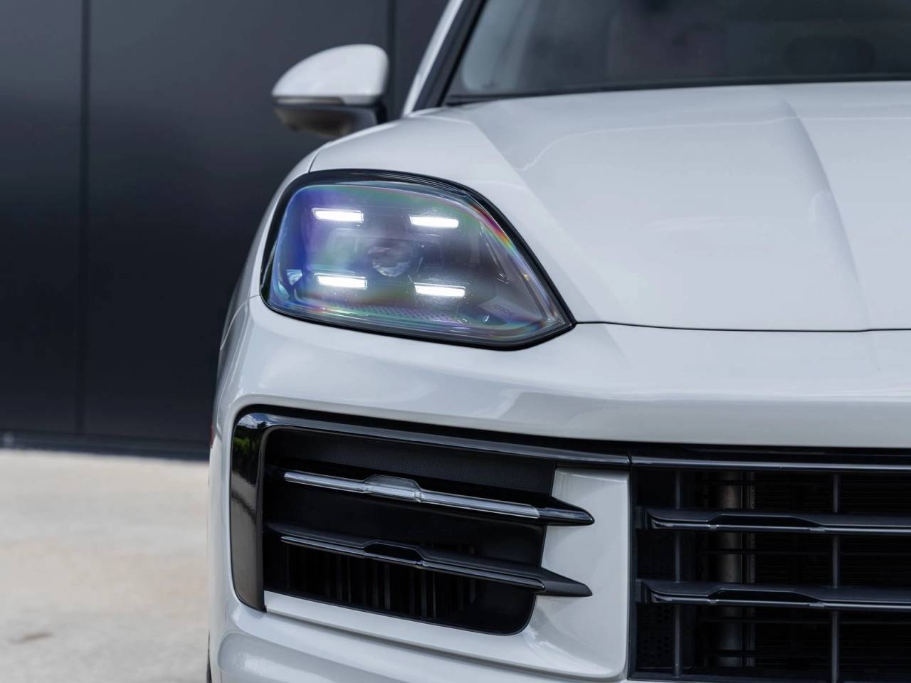 2024 Porsche Cayenne AWD