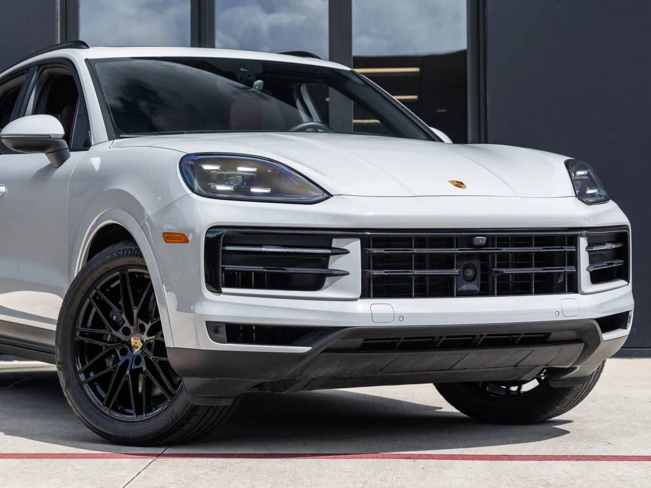2024 Porsche Cayenne AWD