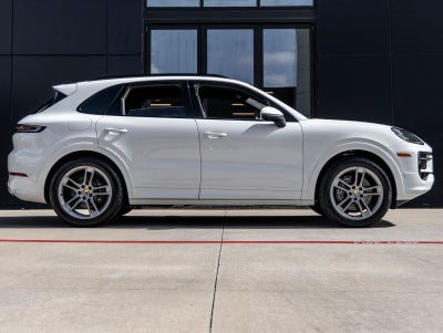 2025 Porsche Cayenne Cayenne