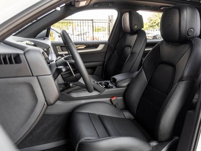 2025 Porsche Cayenne Cayenne