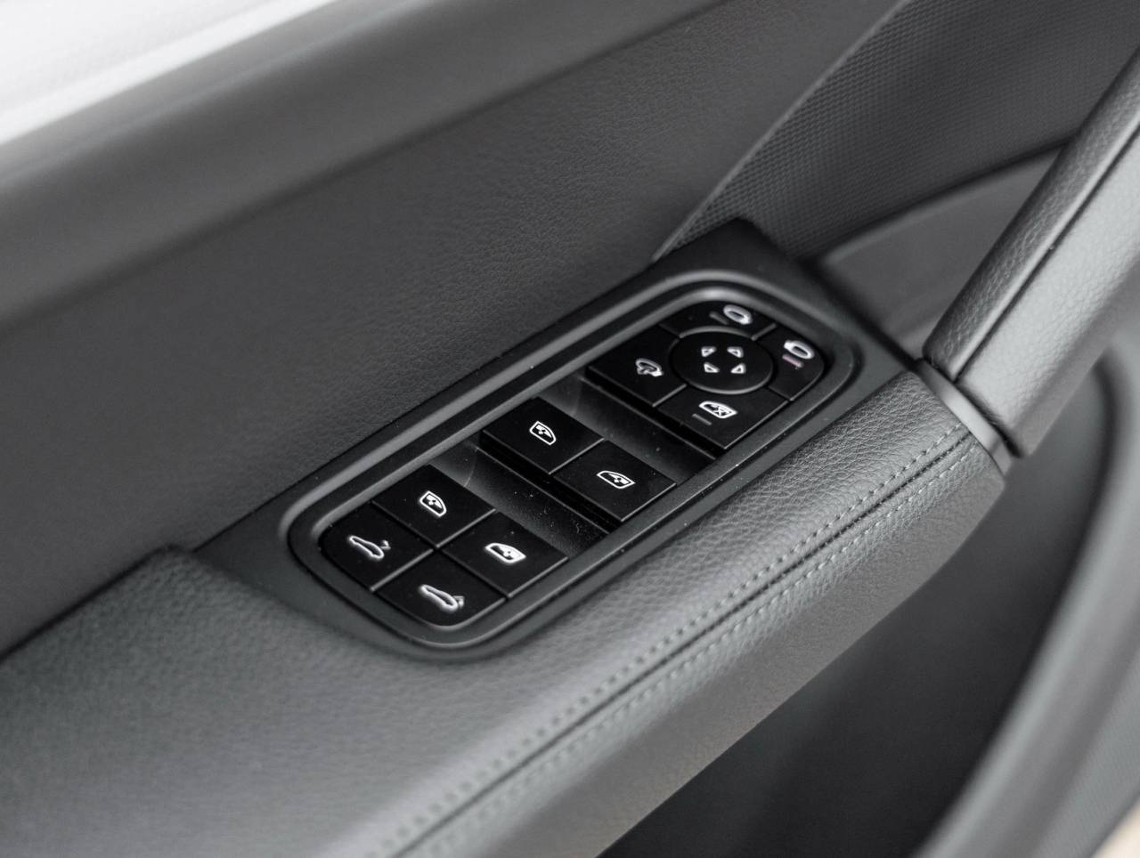 2025 Porsche Cayenne Cayenne