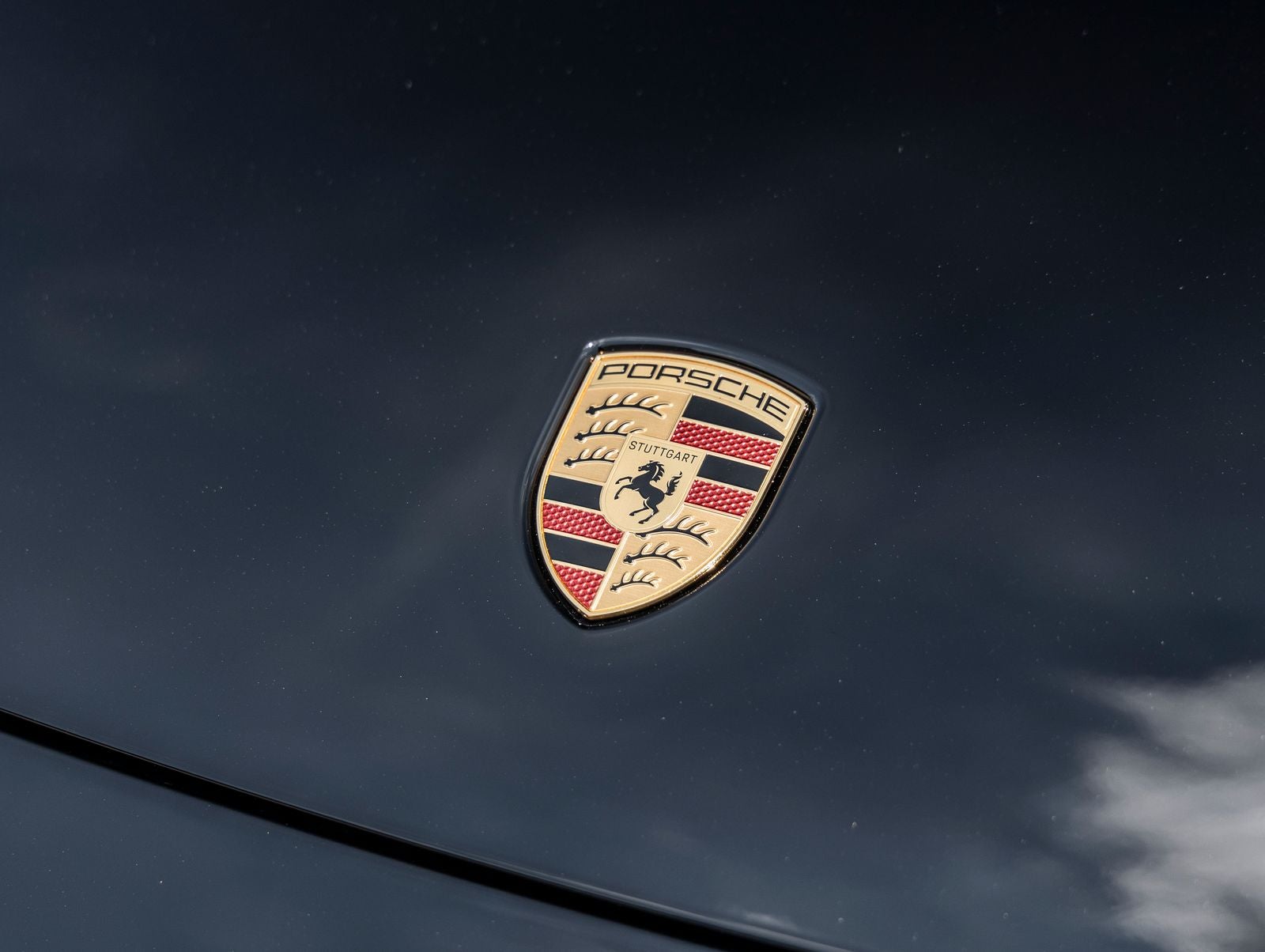 2025 Porsche Macan 4 Electric