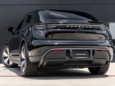 2025 Porsche Macan 4 Electric