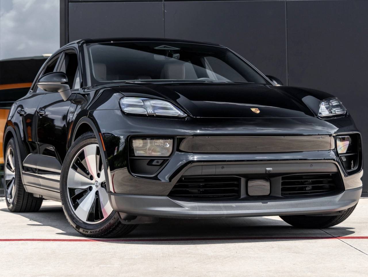 2025 Porsche Macan Electric Macan 4 Electric