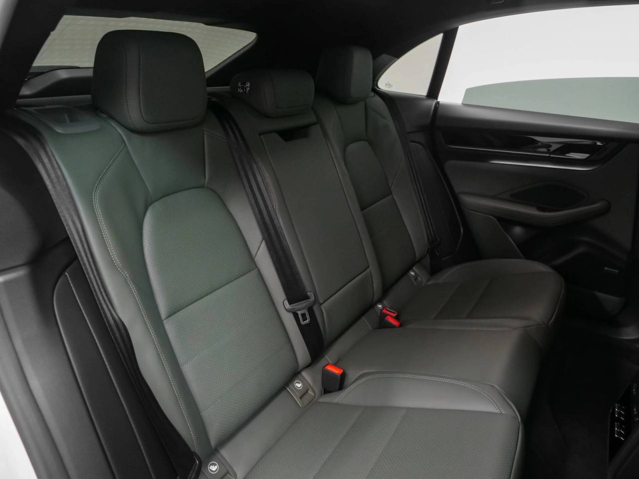 2025 Porsche Macan Electric Macan 4 Electric