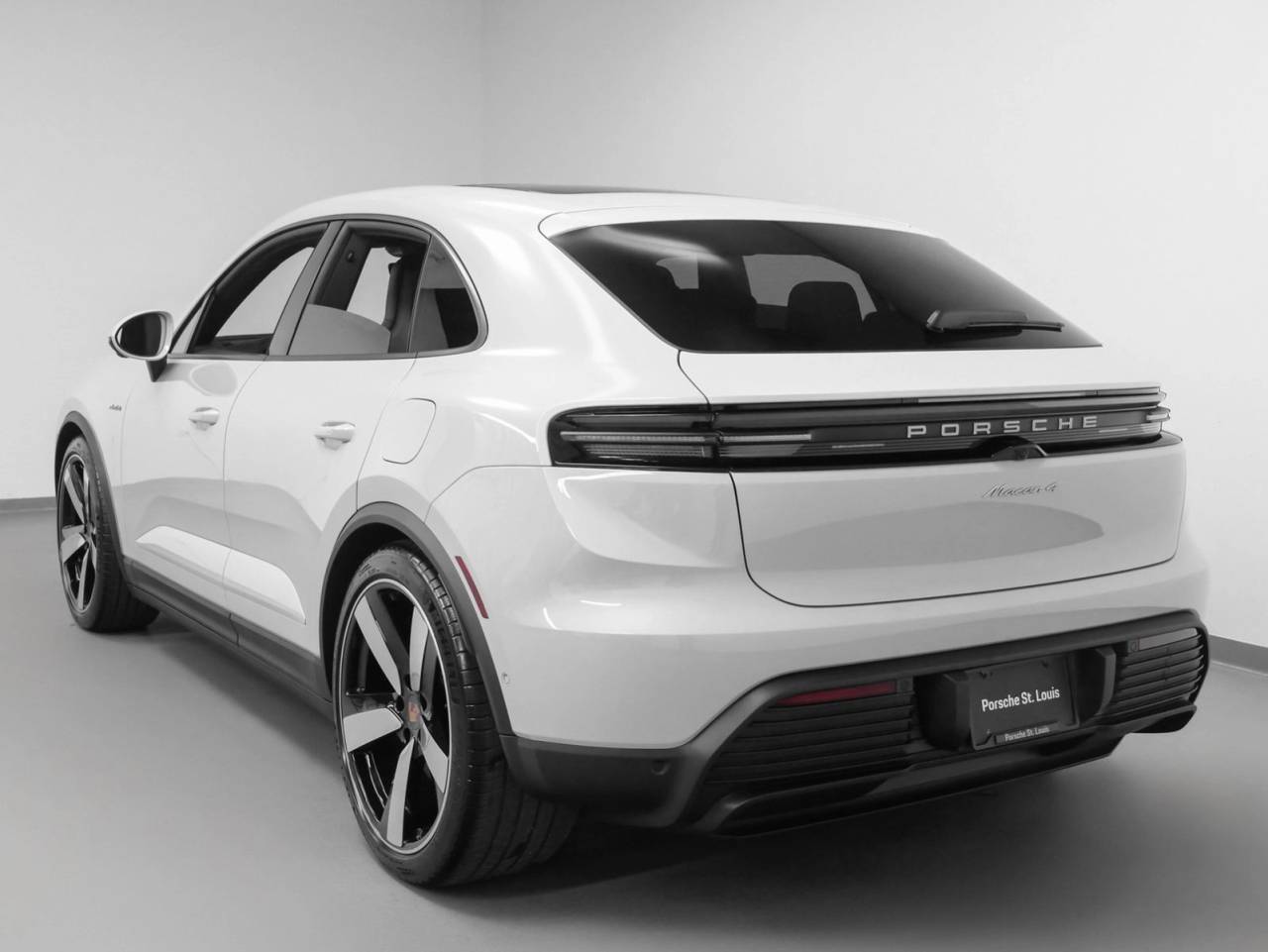 2025 Porsche Macan Electric Macan 4 Electric
